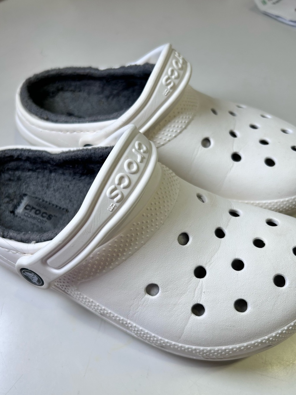 Crocs Classic Lined Clogs, White. Size M5 W7